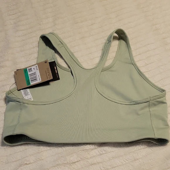 Nike Swoosh Sports Bra Green - Medium Support - Picture 6 of 7